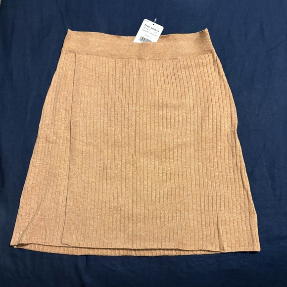 Free People Mod wrapped short Ribbed Skirt Caramel Heather Size L - Picture 1 of 6